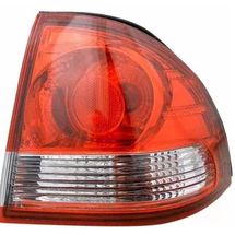 Lanterna Traseiro Direito Bicolor Chevrolet Classic 1.0 8V 2011 À 2016