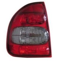 Lanterna Traseiro Esquerdo Fumê Chevrolet Classic 1.0 8V 2003 À 2010 Corsa 1.0 16V/1.0 8V/1.6 8V 2000 À 2008